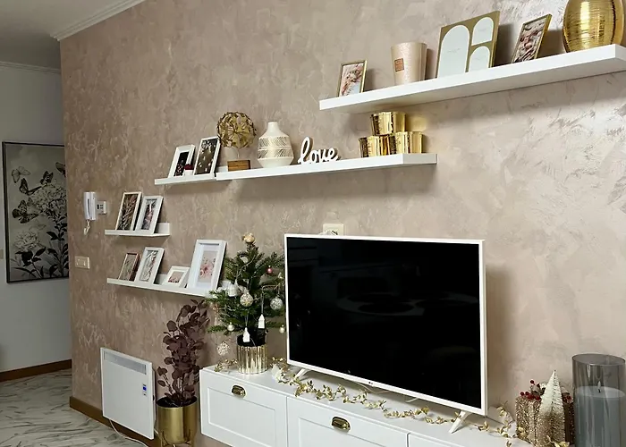 Peony アパート ズラティボール